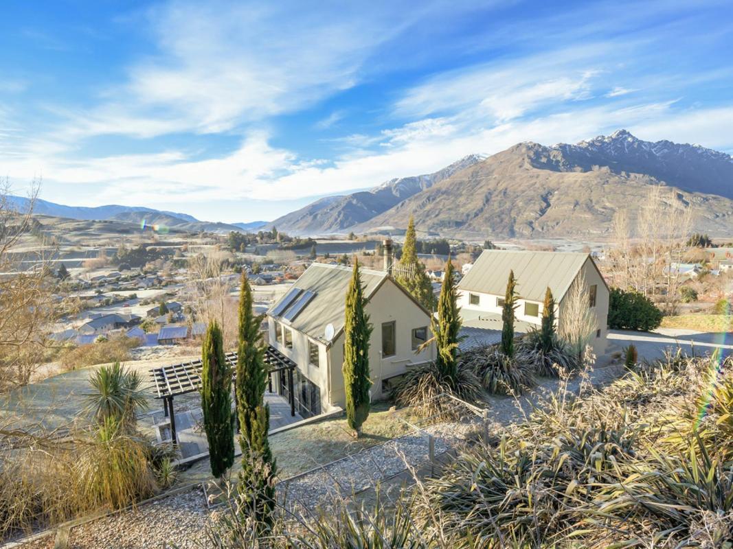 Lindmore Retreat & Spa - Luxury Family Home - クイーンズタウン エクステリア 写真