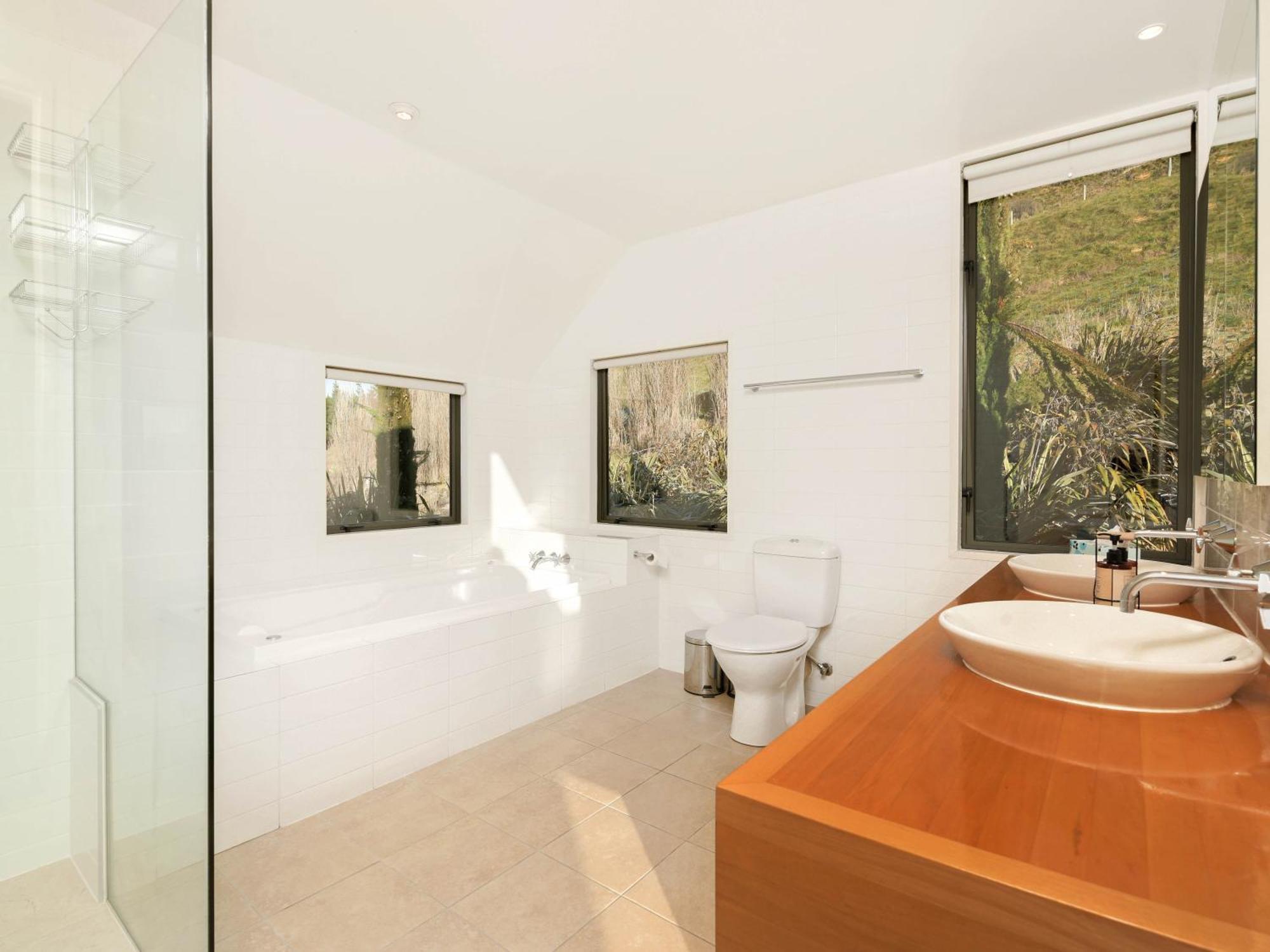 Lindmore Retreat & Spa - Luxury Family Home - クイーンズタウン エクステリア 写真